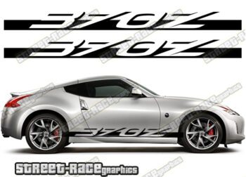 009 - Nissan 370Z racing stripes