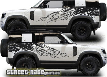 Land Rover Defender 90 006 - mud splatter