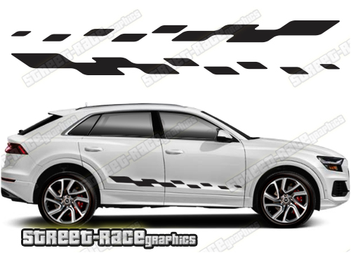 Audi Q8 036 racing stripes