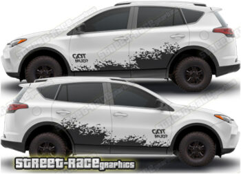 Toyota RAV4 005 - Got mud?