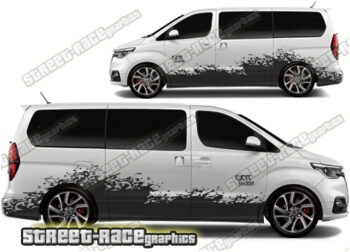 Hyundai i800 large graphics 043 - Got mud